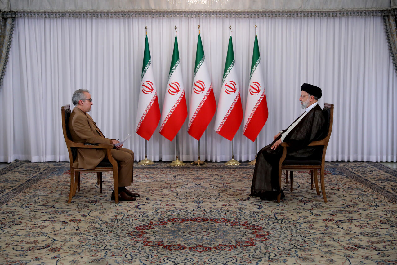 President Raisi: Enemy seeking to disintegrate Iran by sowing discord among people
