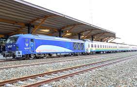 استقرار ناوگان حمل و نقل عمومی برای جابجایی مسافران قطار سنندج