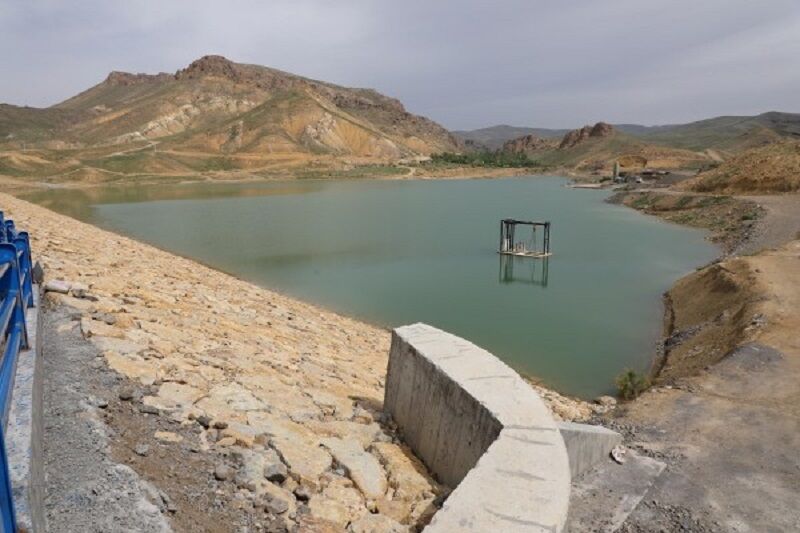 ۲۶ میلیون مترمکعب آب از ذخیره در سدهای استان مرکزی غیرقابل استفاده است