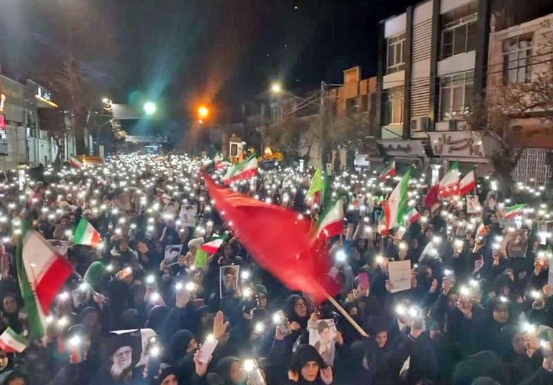 تجمع پُرشور ملایری‌ها در خون‌خواهی از امام شهید