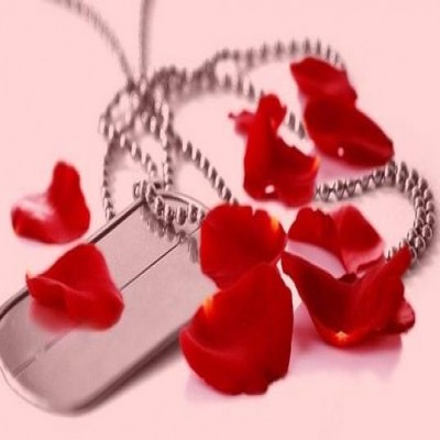 از روحانیت در خط امام جدا نشوید