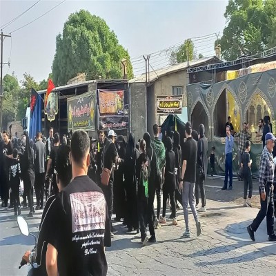 اجرای برنامه‌های فرهنگی شهرداری اراک در مسیر پیاده‌روی اربعین