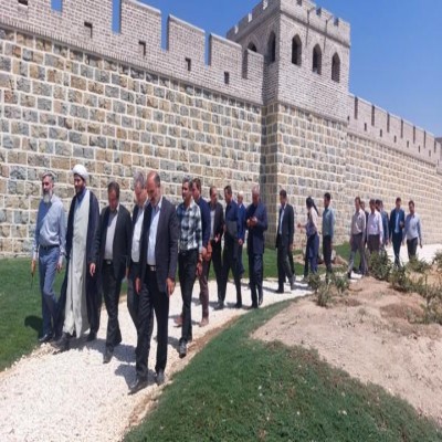 طرح توسعه مجتمع تفریحی و گردشگری «مینی‌وُرلد» ملایر به بهره‌برداری رسید