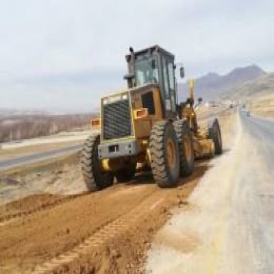 اجرای 115 کیلومتر شانه‌سازی و 175 کیلومتر خط‌کشی در راه‌های تویسرکان