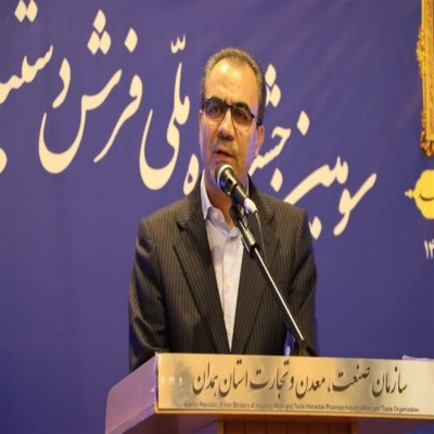 فعالیت 6 هزار و 400 قالیباف در تویسرکان