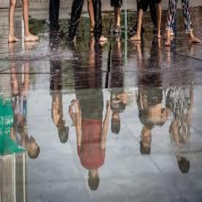 کودکان ایران و انزوای دیجیتال در سایه بحران زیست‌فرهنگی