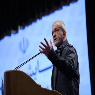 پزشکیان‌: فرصت‌های جدید برای سرمایه‌گذاران درحال شکل گیری است