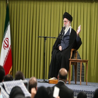 هشدار صریح رهبر انقلاب به آمریکا: اگر جنگی راه بیاندازید، جنگ منطقه‌ای خواهد بود